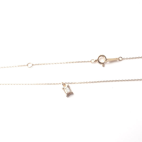 バゲットカット天然ダイヤモンド 0.06ct K18ネックレス|Gallery 394