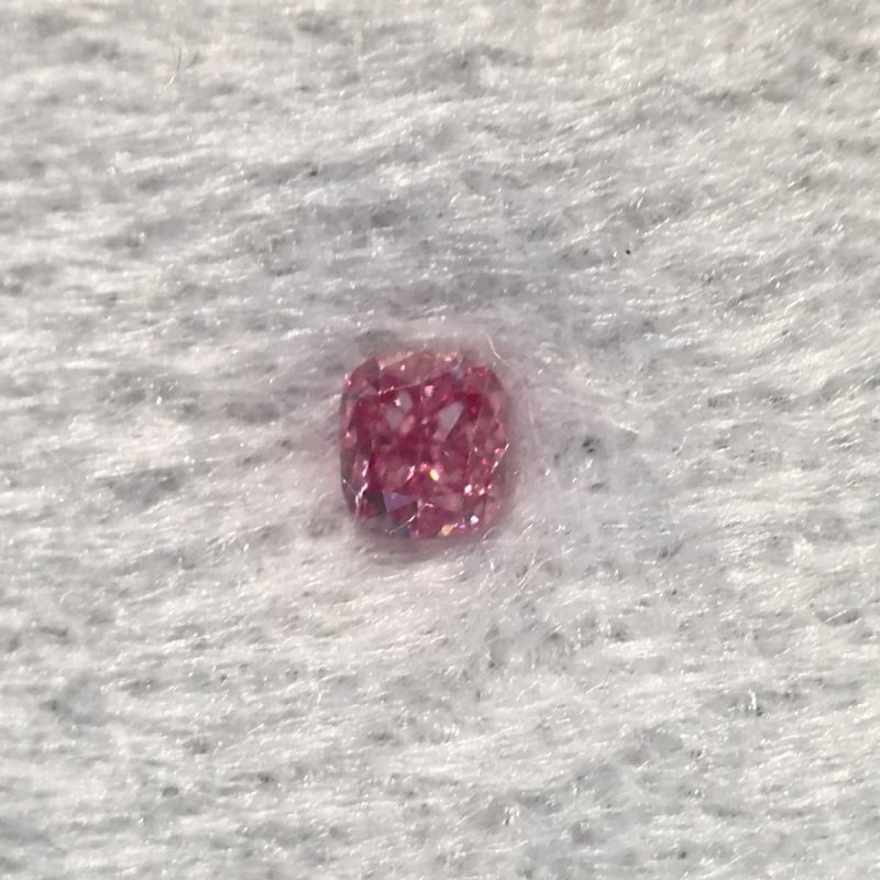 Natural Pink Diamond Fancy Vivid Purplish Pink 0.057ct VS2 Loose|Gallery 369