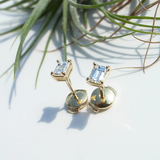 Baguette Cut Natural Diamond K18YG Earrings | Gallery 550