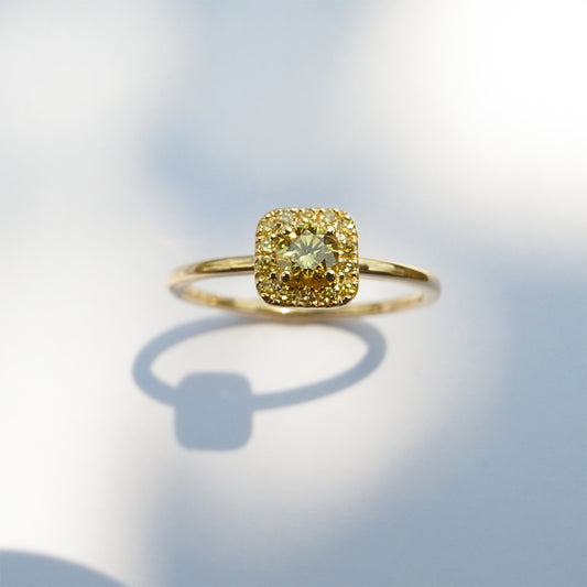 Fancy Intense Yellow Diamond 0.18ct /K18YG Ring