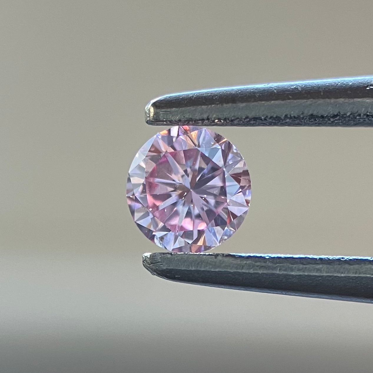 FANCY INTENSE PINK 0.121ct CGL｜天然発色ピンクダイヤモンド ルース