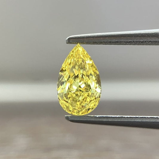 天然イエローダイヤモンド Fancy Vivid Yellow 0.5ctのルース