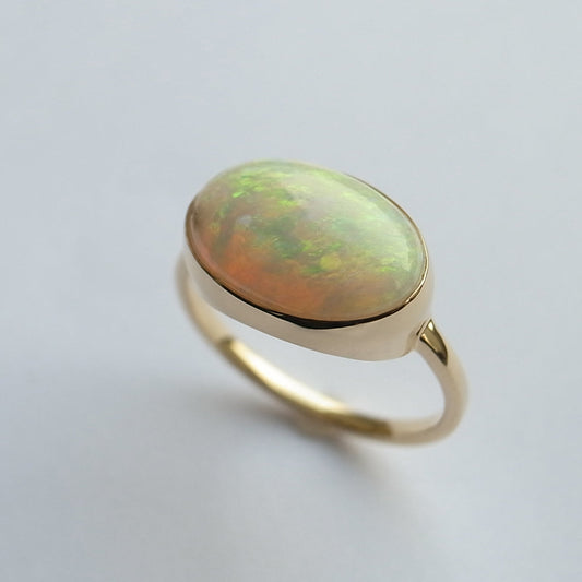 リング　K18YG・オパール