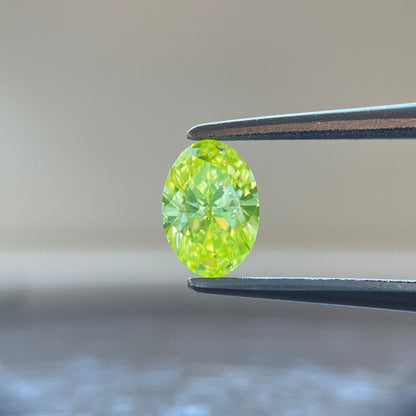 0.600ct 天然発色グリーニッシュイエローダイヤモンド オーバルルース
