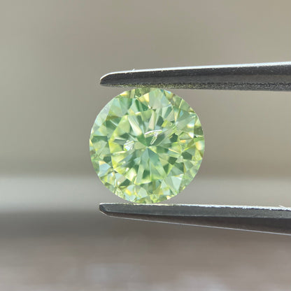 1.100ct 天然発色イエローダイヤモンド ラウンドルース