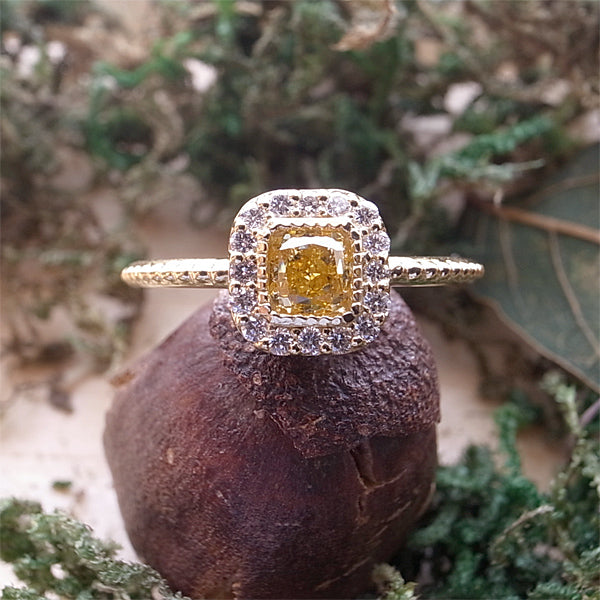 天然イエローダイヤモンド Fancy Intense Yellow SI2 0.387ct K18オ指輪｜Gallery 120