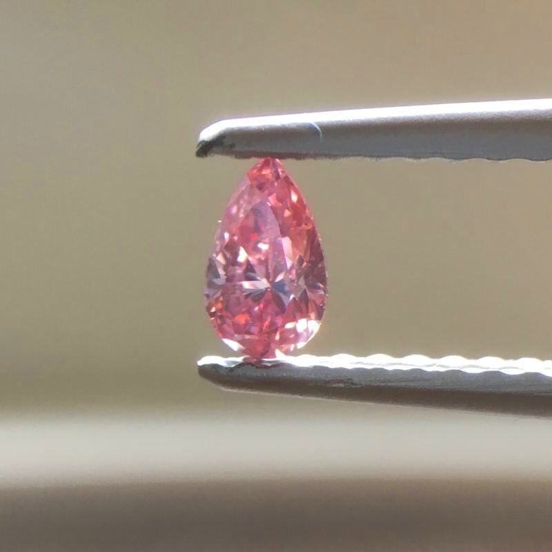 天然ピンクダイヤモンド Fancy Vivid Pink 0.160ct VS2 ルース｜Gallery 462
