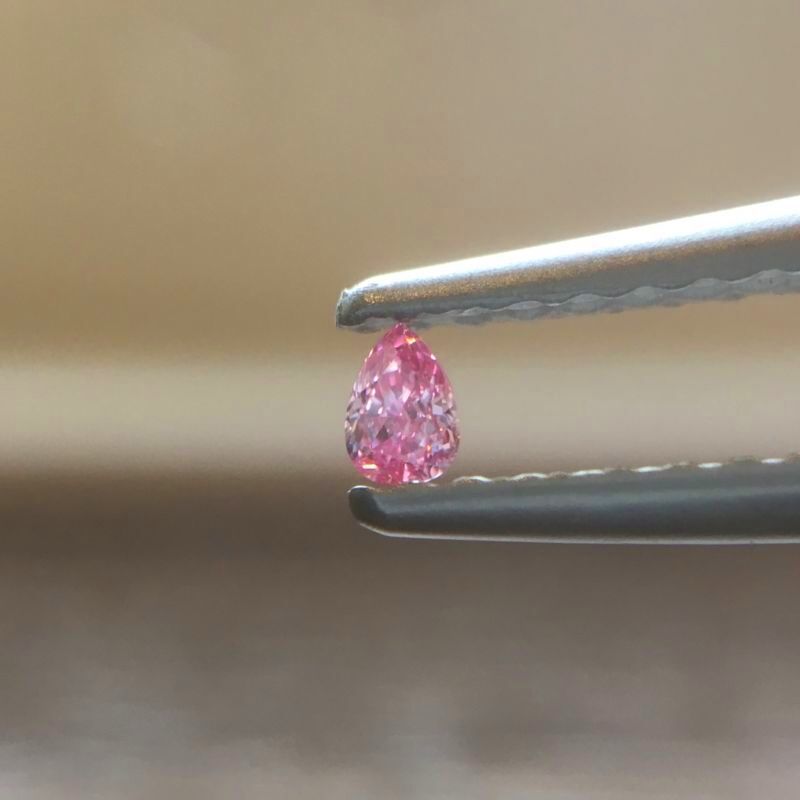天然ピンクダイヤモンド Fancy Vivid Purplish Pink 0.038ct VS2 ルース｜Gallery 448