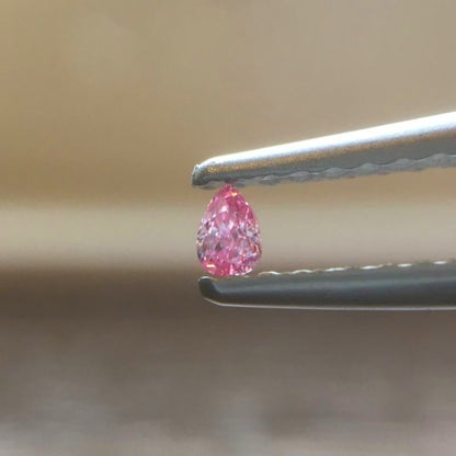 天然ピンクダイヤモンド Fancy Vivid Purplish Pink 0.038ct VS2 ルース｜Gallery 448