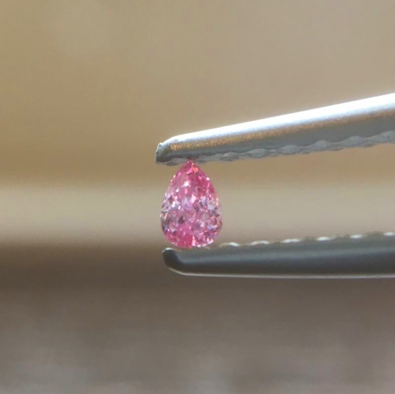 天然ピンクダイヤモンド Fancy Vivid Purplish Pink 0.038ct VS2 ルース｜Gallery 448