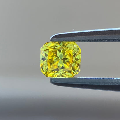 裸石 0.238ct Fancy Vivid Yellow I-1 中央宝石研究所ソーティング付