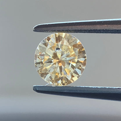 裸石 0.554ct Fancy Yellow Orange SI-2 中央宝石研究所ソーティング付