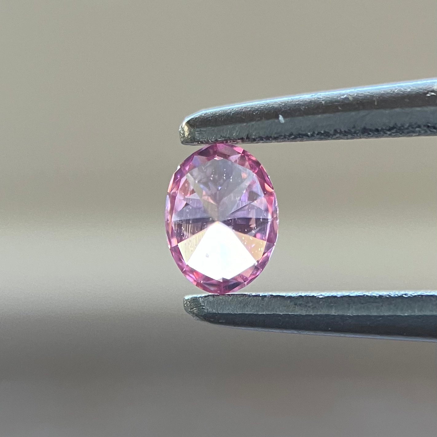 裸石 0.089ct Fancy Vivid Purplish Pink VVS-2 中央宝石研究所ソーティング付