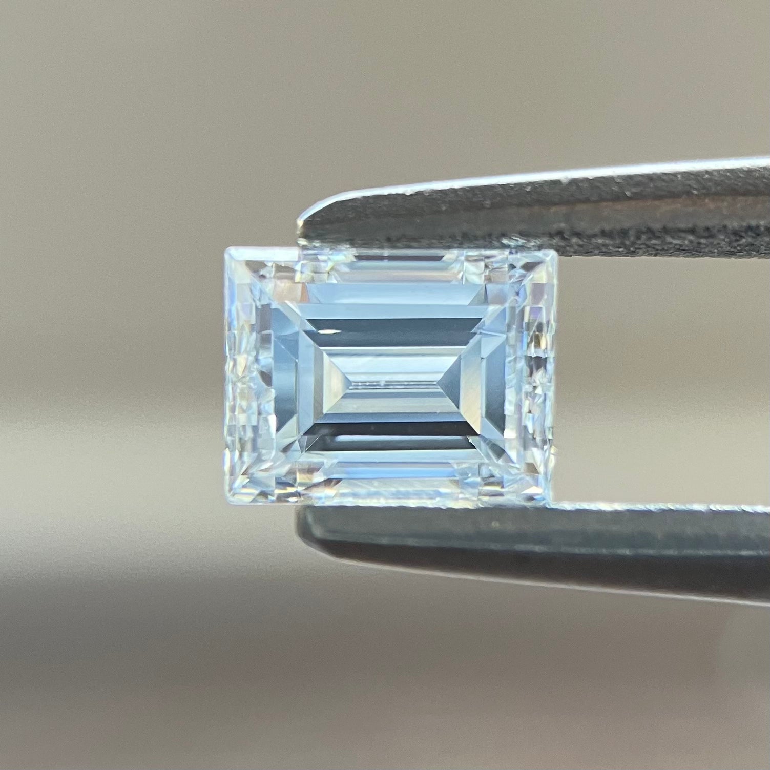エメラルドカット無色 D color 0.263ct CGL|天然ダイヤモンド エメラルドカット無色 D color 0.263ct CGL|天然ダイヤモンド