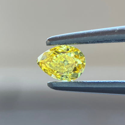 裸石 0.197ct Fancy Vivid Yellow VS-2 中央宝石研究所ソーティング付