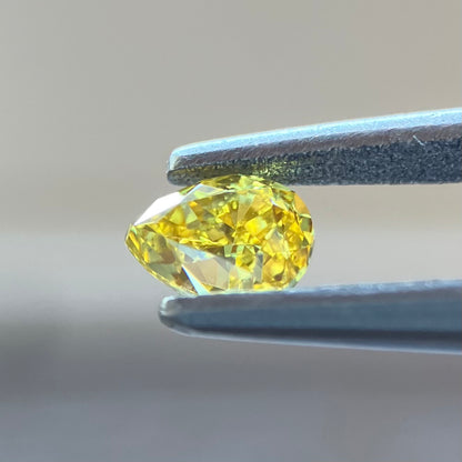 裸石 0.197ct Fancy Vivid Yellow VS-2 中央宝石研究所ソーティング付