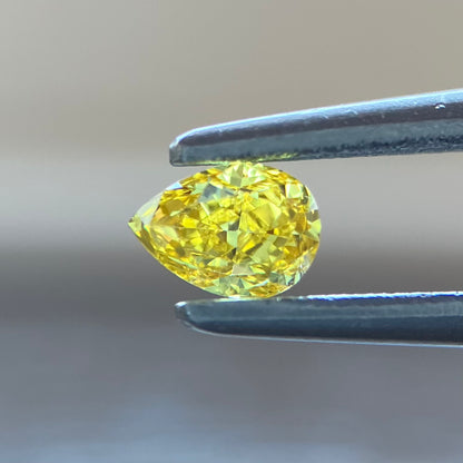 裸石 0.197ct Fancy Vivid Yellow VS-2 中央宝石研究所ソーティング付