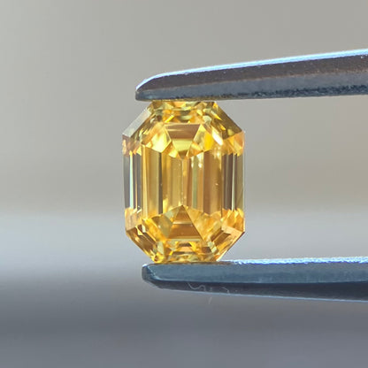 裸石 0.337ct Fancy Vivid Orange Yellow SI-2 中央宝石研究所ソーティング付