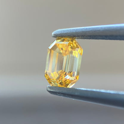 裸石 0.337ct Fancy Vivid Orange Yellow SI-2 中央宝石研究所ソーティング付