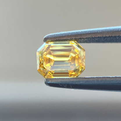 裸石 0.337ct Fancy Vivid Orange Yellow SI-2 中央宝石研究所ソーティング付