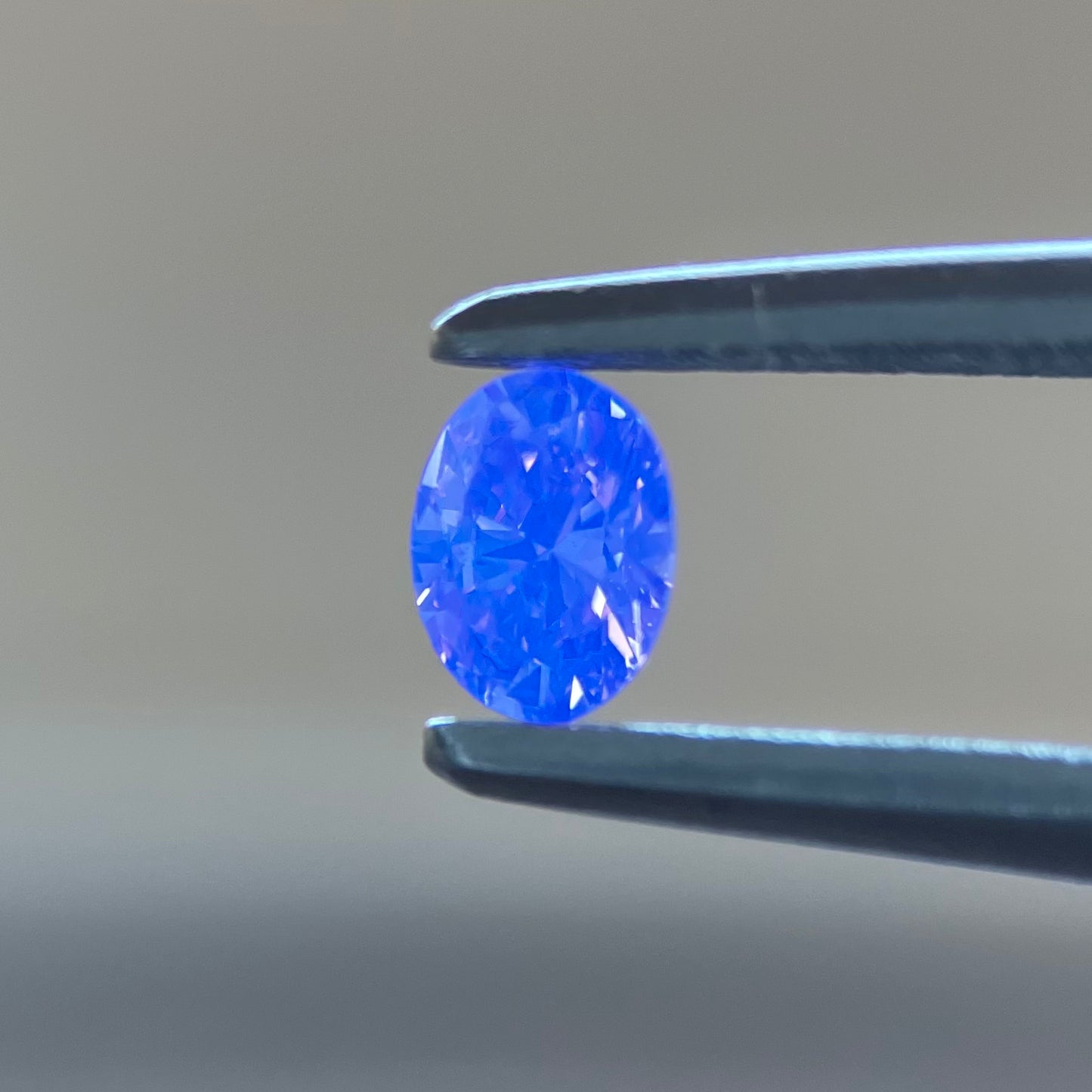 裸石 0.089ct Fancy Vivid Purplish Pink VVS-2 中央宝石研究所ソーティング付