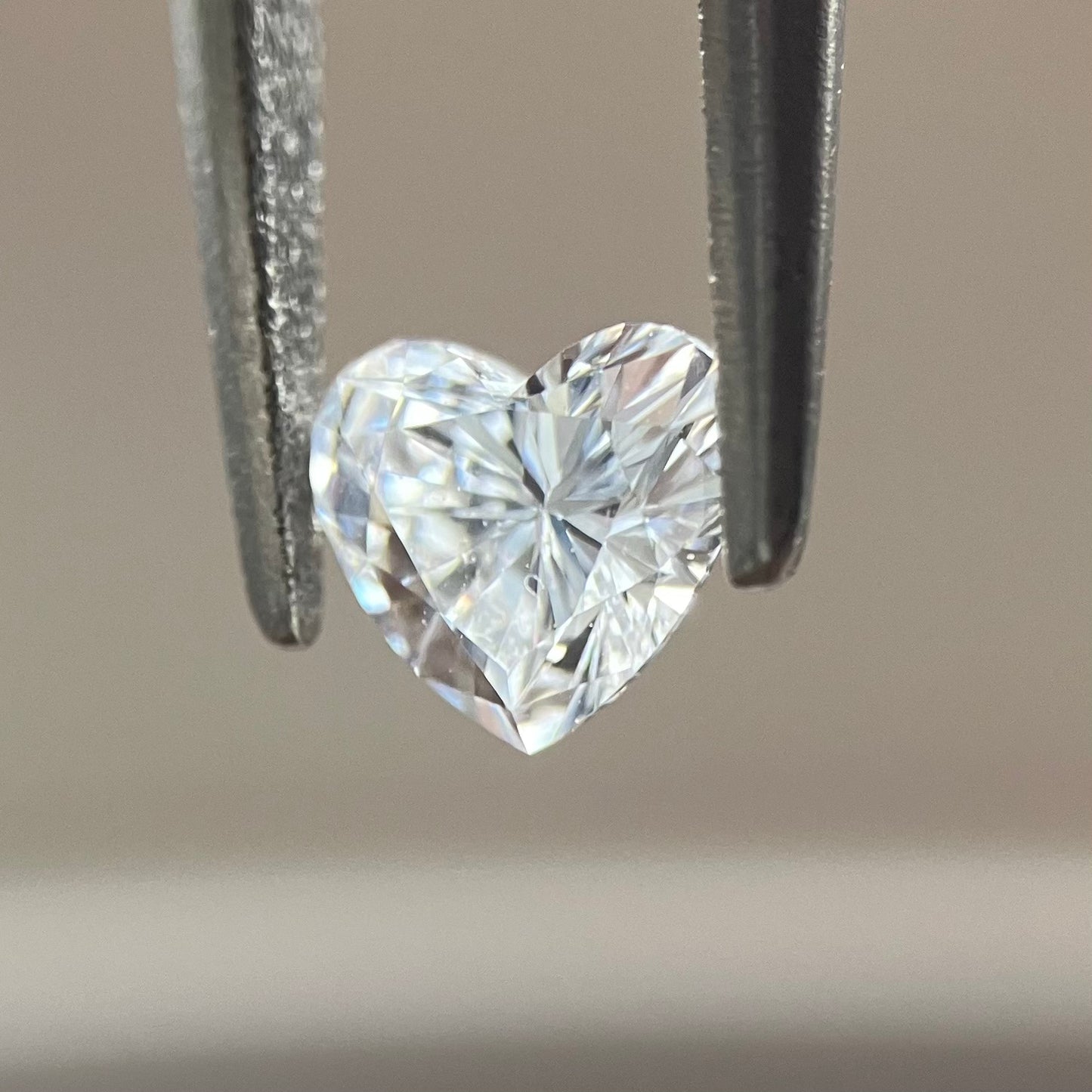 裸石 0.311ct Dカラー VVS-2 HS 中央宝石研究所ソーティング付き