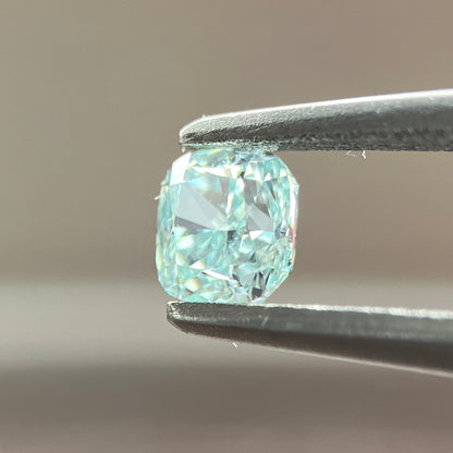裸石 0.29ct Fancy Light Bluish Green VS-2 GIA鑑定書付き