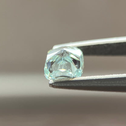 裸石 0.29ct Fancy Light Bluish Green VS-2 GIA鑑定書付き
