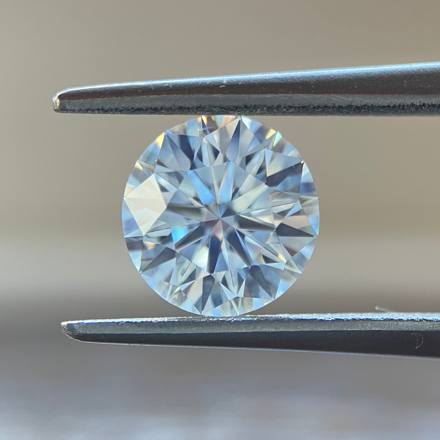 裸石 1.152ct Faint Brown(K)  VS-2 RD 中央宝石研究所ソーティング付き