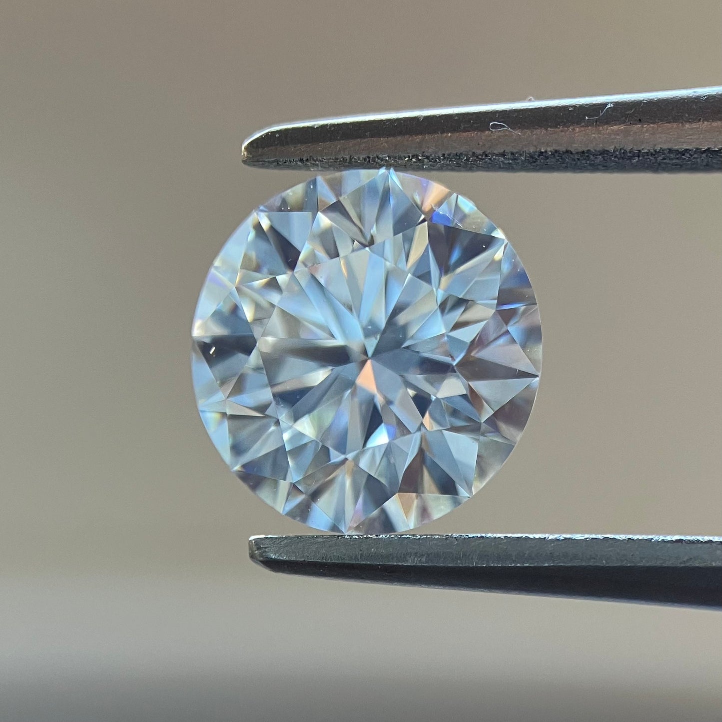 裸石 1.152ct Faint Brown(K)  VS-2 RD 中央宝石研究所ソーティング付き