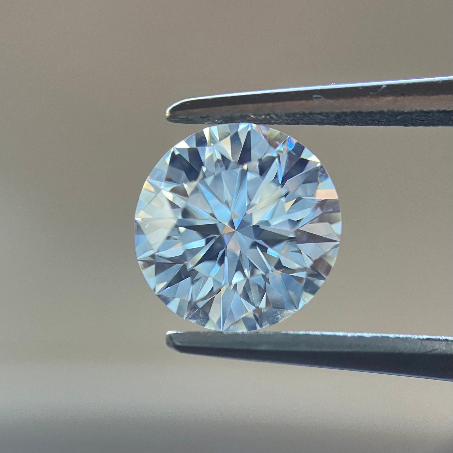 裸石 1.152ct Faint Brown(K)  VS-2 RD 中央宝石研究所ソーティング付き