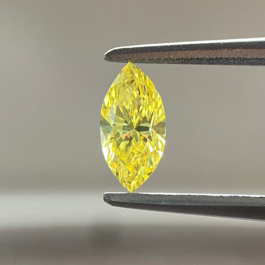 裸石 0.333ct Fancy Vivid Yellow  VVS-2 MQ AGTソーティング付き