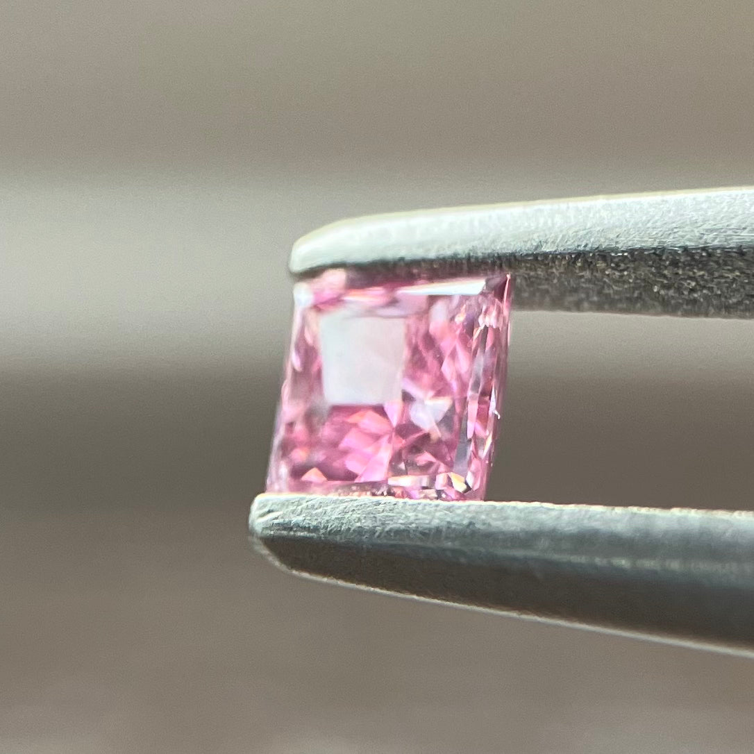 裸石 0.085ct Fancy Vivid Purplish Pink  SI-2 PR AGTソーティング付き