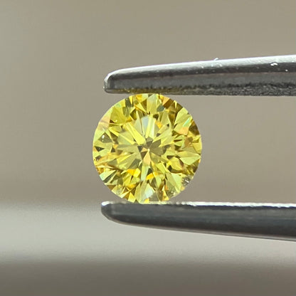 裸石 0.189ct Fancy Intense Yellow SI-2 RD 中央宝石研究所ソーティング付き
