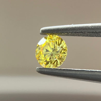 裸石 0.189ct Fancy Intense Yellow SI-2 RD 中央宝石研究所ソーティング付き