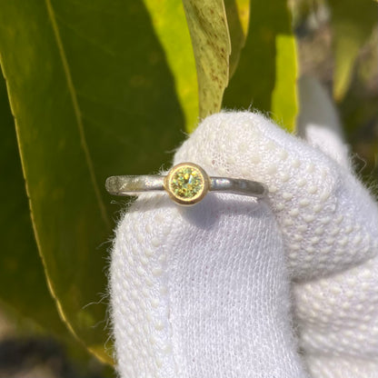 Fancy Intense Yellow Diamond 0.156ct / K18YG & PT900 Ring
