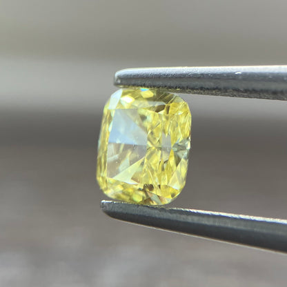 裸石 0.448ct Fancy Intense Yellow SI-1 CU 中央宝石研究所ソーティング付(CGL)