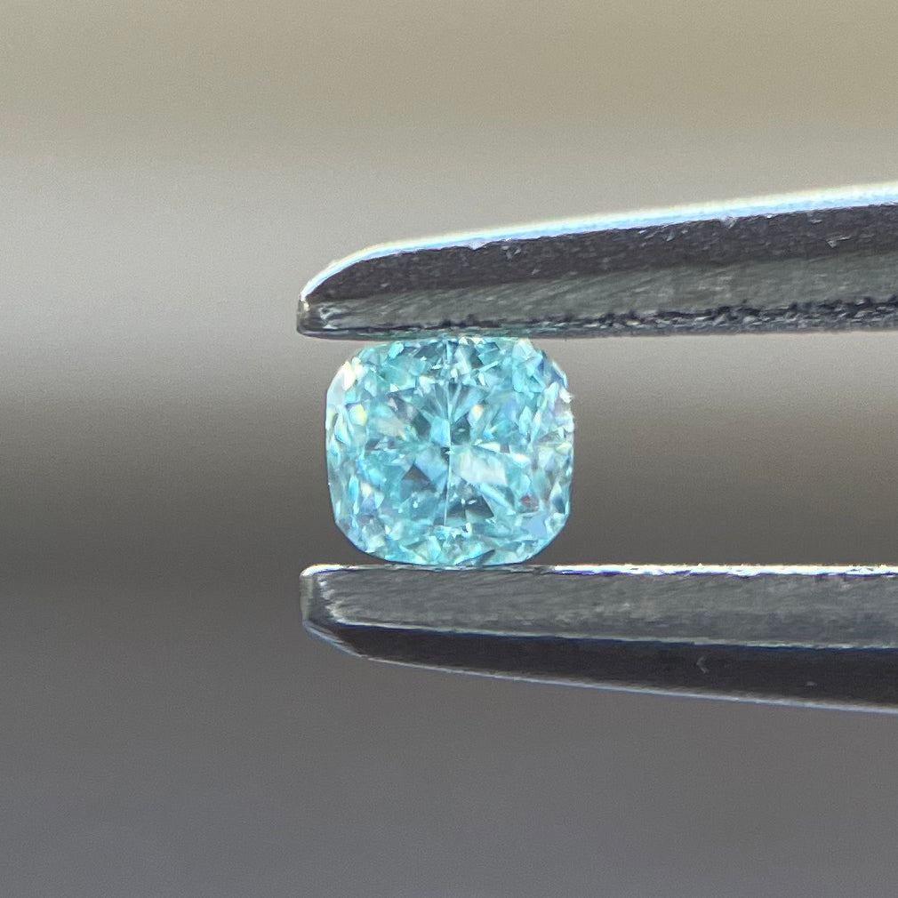 裸石 0.04ct Fancy Blue Green VS-2 CU 中央宝石研究所ソーティング付(CGL)