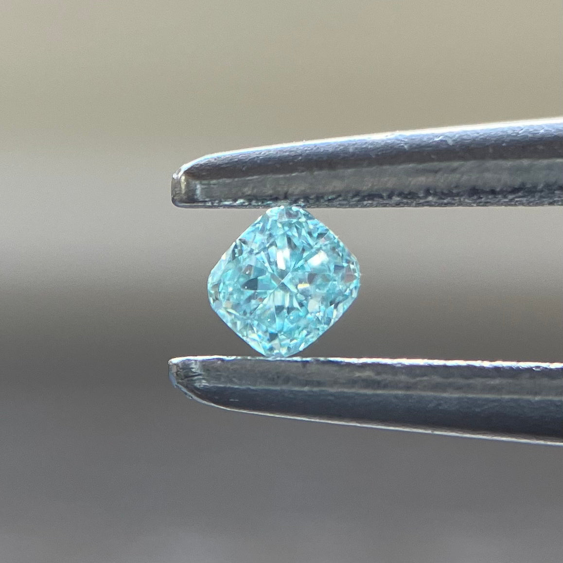 裸石 0.04ct Fancy Blue Green VS-2 CU 中央宝石研究所ソーティング付(CGL)
