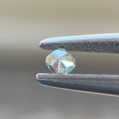 裸石 0.04ct Fancy Blue Green VS-2 CU 中央宝石研究所ソーティング付(CGL)