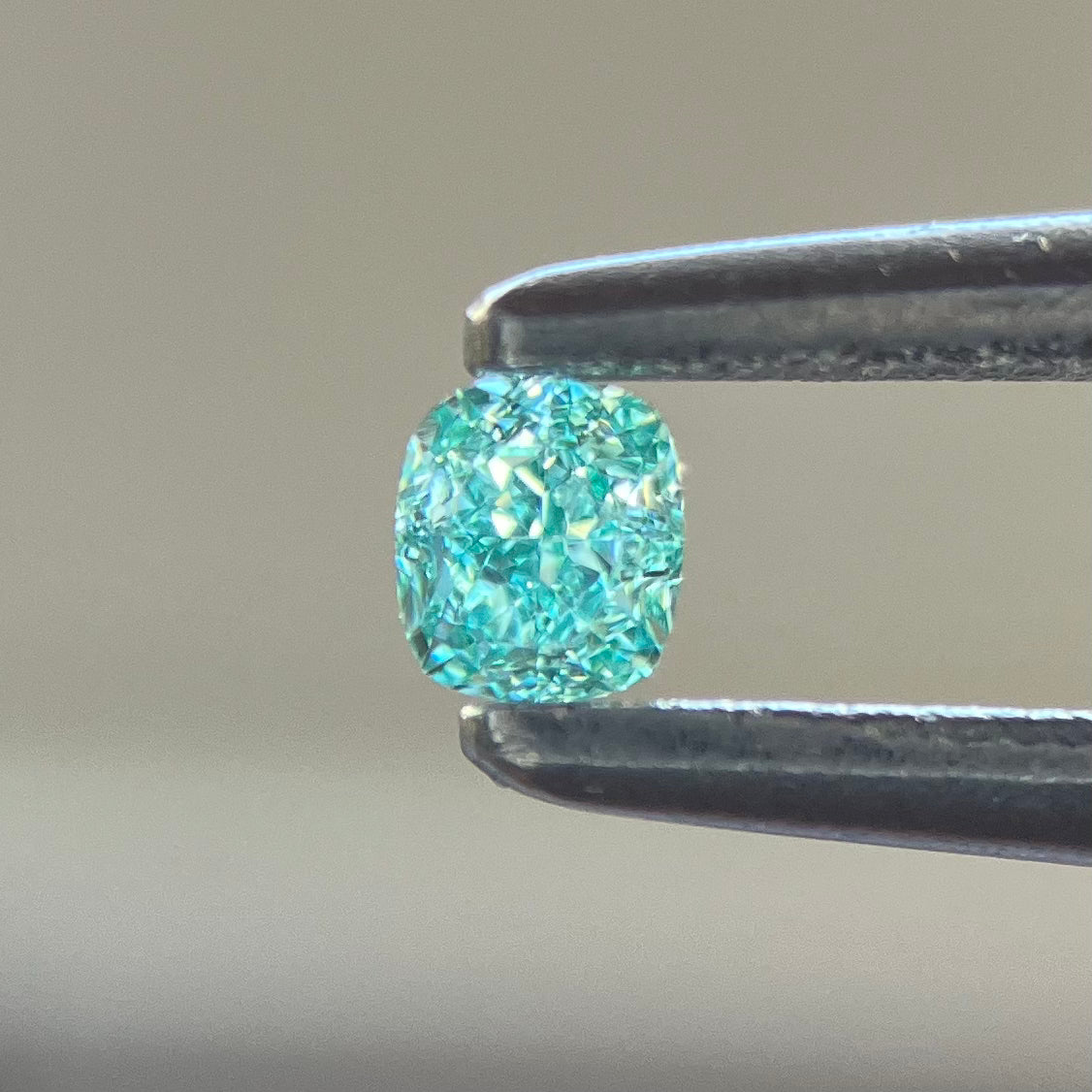 裸石 0.05ct Fancy Intense Bluish Green  CU GIA鑑定書付(GIA)