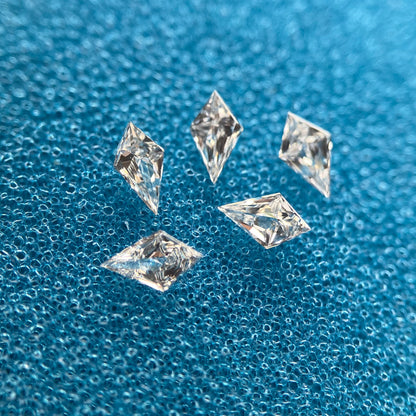 裸石 0.448克拉 浓彩黄 SI-1 CU 附带中央宝石研究所分级证书 (CGL)