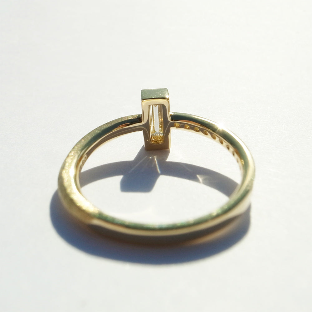 バケットダイヤモンド Lカラー 0.235ct メレダイヤモンド 0.08ct /K18YGリング