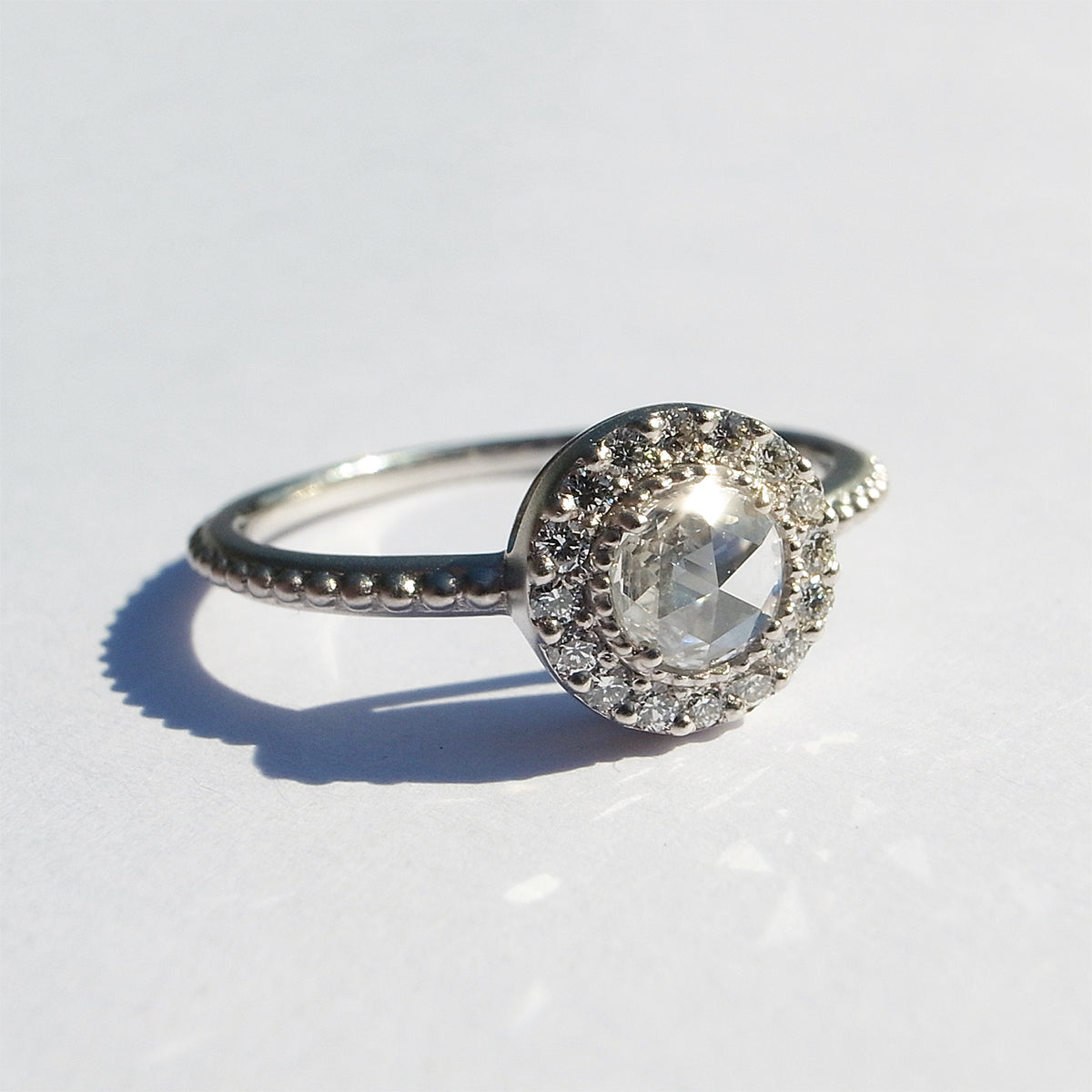 ローズカットダイヤモンド 0.18ct  メレダイヤモンド 0.14ct /PT900 リング