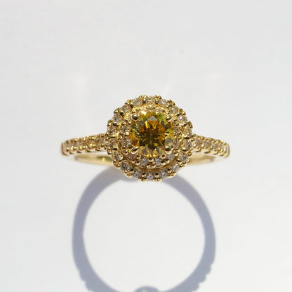 Fancy Vivid Yellow ダイヤモンド 0.274ct メレダイヤモンド 0.251ct /K18YG リング