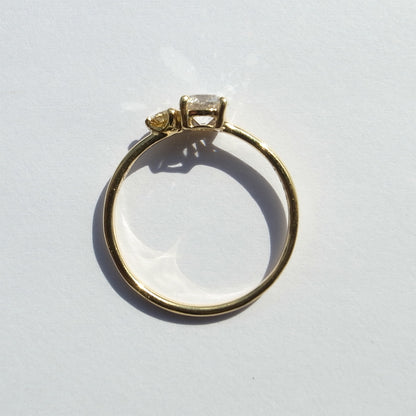 Fancy Intense Yellow ダイヤモンド 0.076ct /K18YG リング