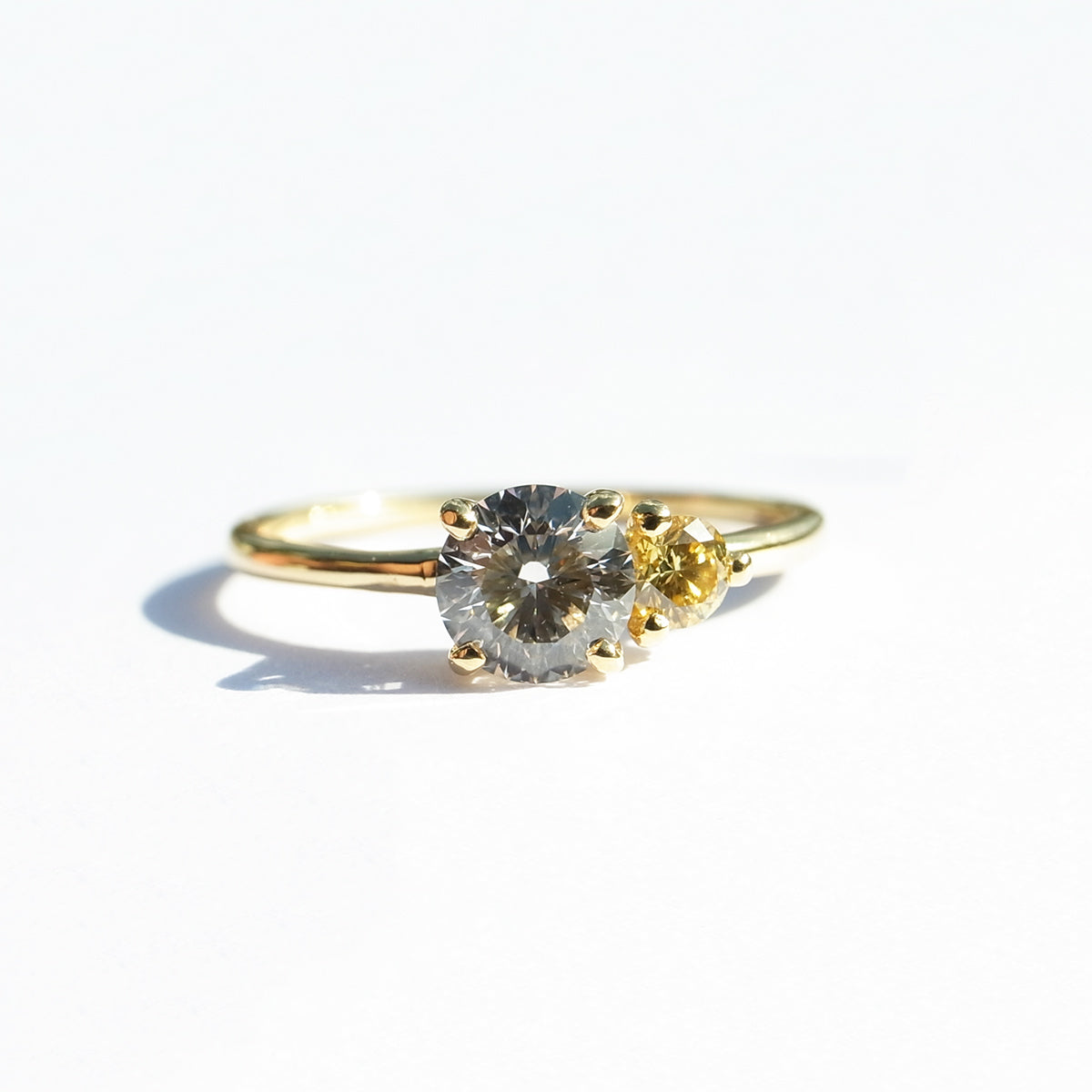 Fancy Intense Yellow ダイヤモンド 0.076ct /K18YG リング