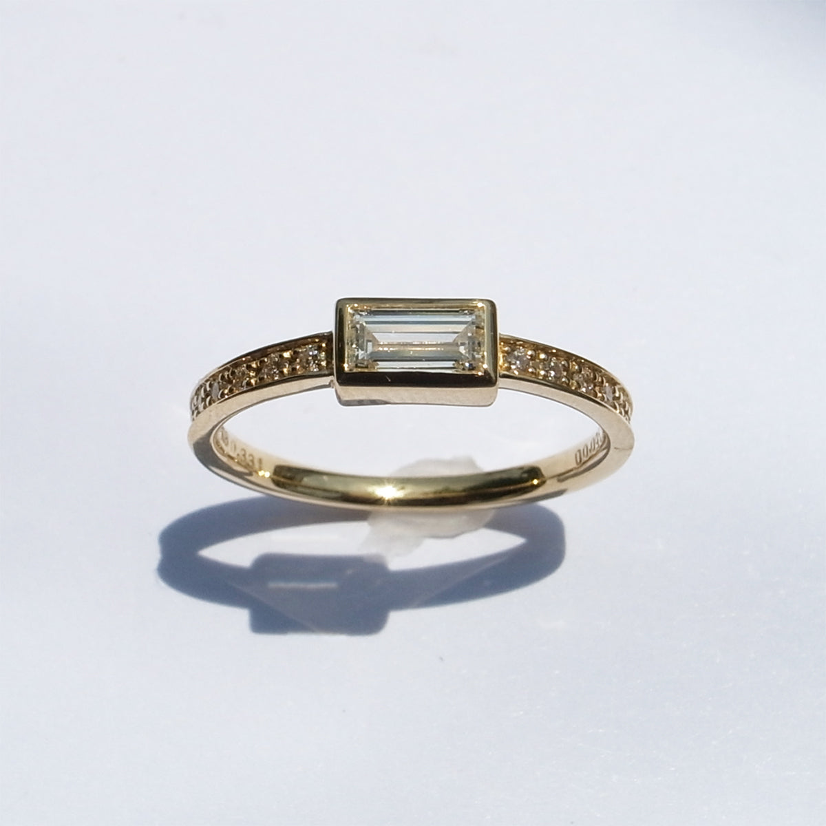 バケットダイヤモンド 0.30 ~ 0.35ct  /K18YG リング