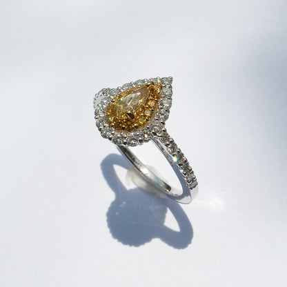 Fancy Intense Yellow ダイヤモンド 0.25ct /K18YG & PT900 リング