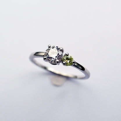 ツイン　ダイヤモンド 0.35ct  & 0.08ct /プラチナ リング